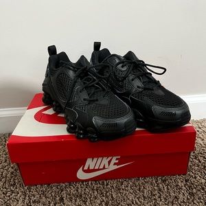 Women’s Nike Shox TL Nova size 7